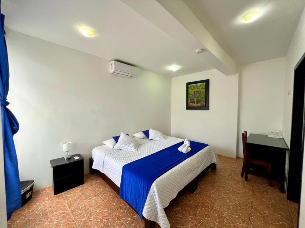 Hotel Cally Пуэрто-Вильямиль Экстерьер фото
